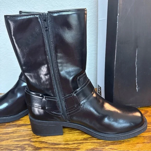 Dolce Vida Armonda Black, Shiny Harness Moto-chic boots size 8.5M - Picture 6 of 9